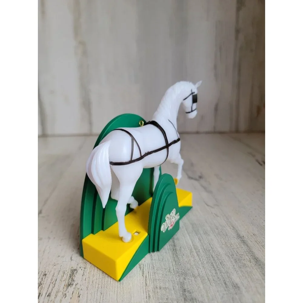 Hallmark horse of different color Wizard of‎ Oz ornament Xmas Magic